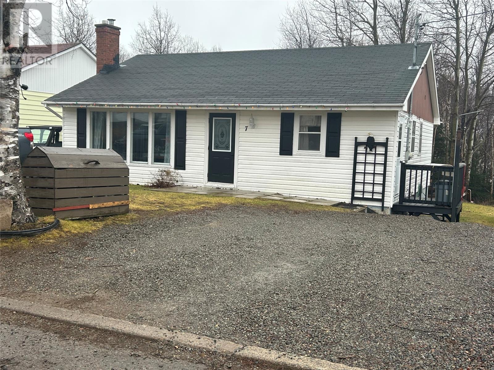 Property at 7 Millier Road image