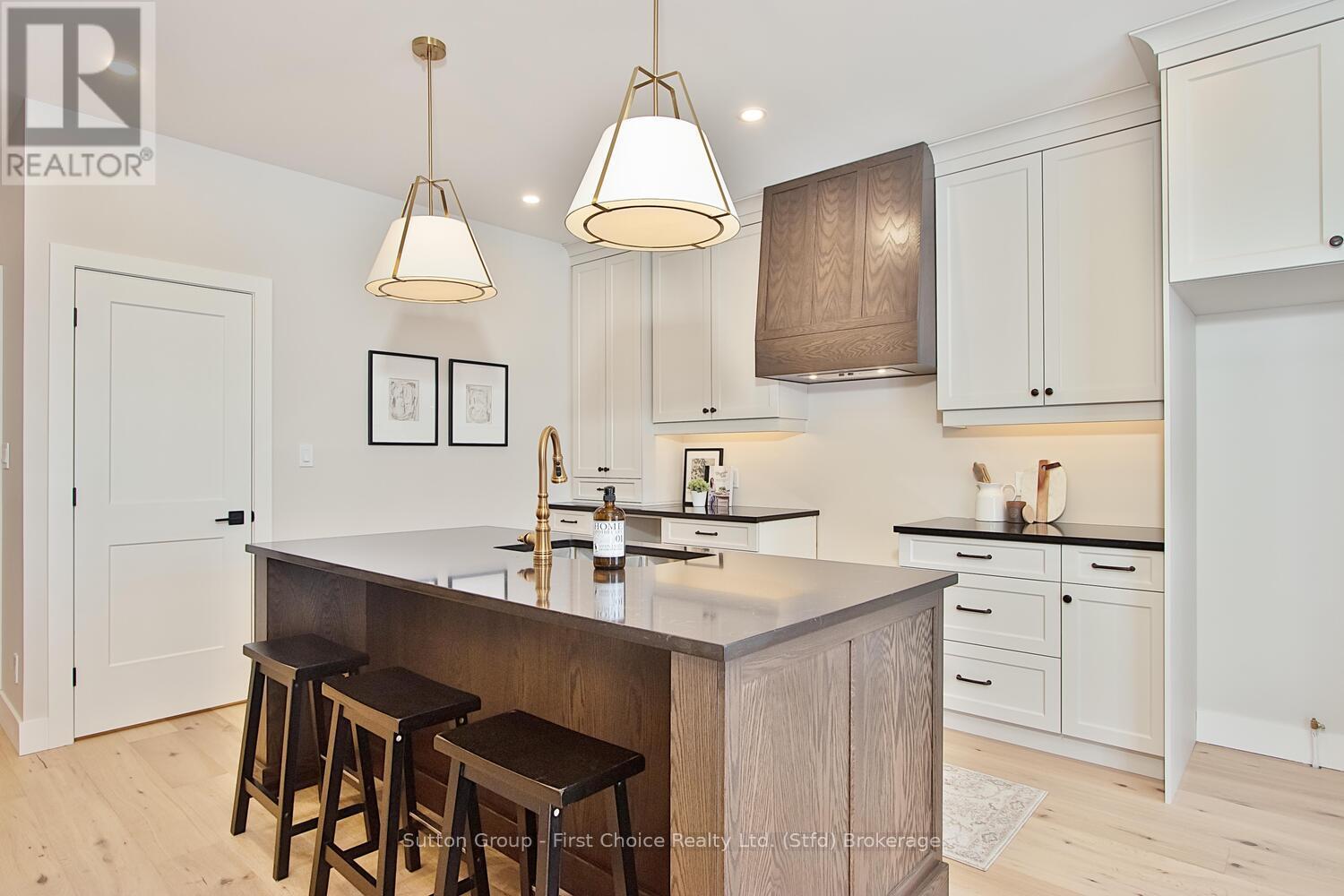 15 Kastner Street, Stratford, Ontario  N5A 0J7 - Photo 11 - X10780417