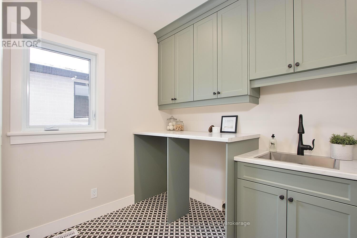 15 Kastner Street, Stratford, Ontario  N5A 0J7 - Photo 29 - X10780417