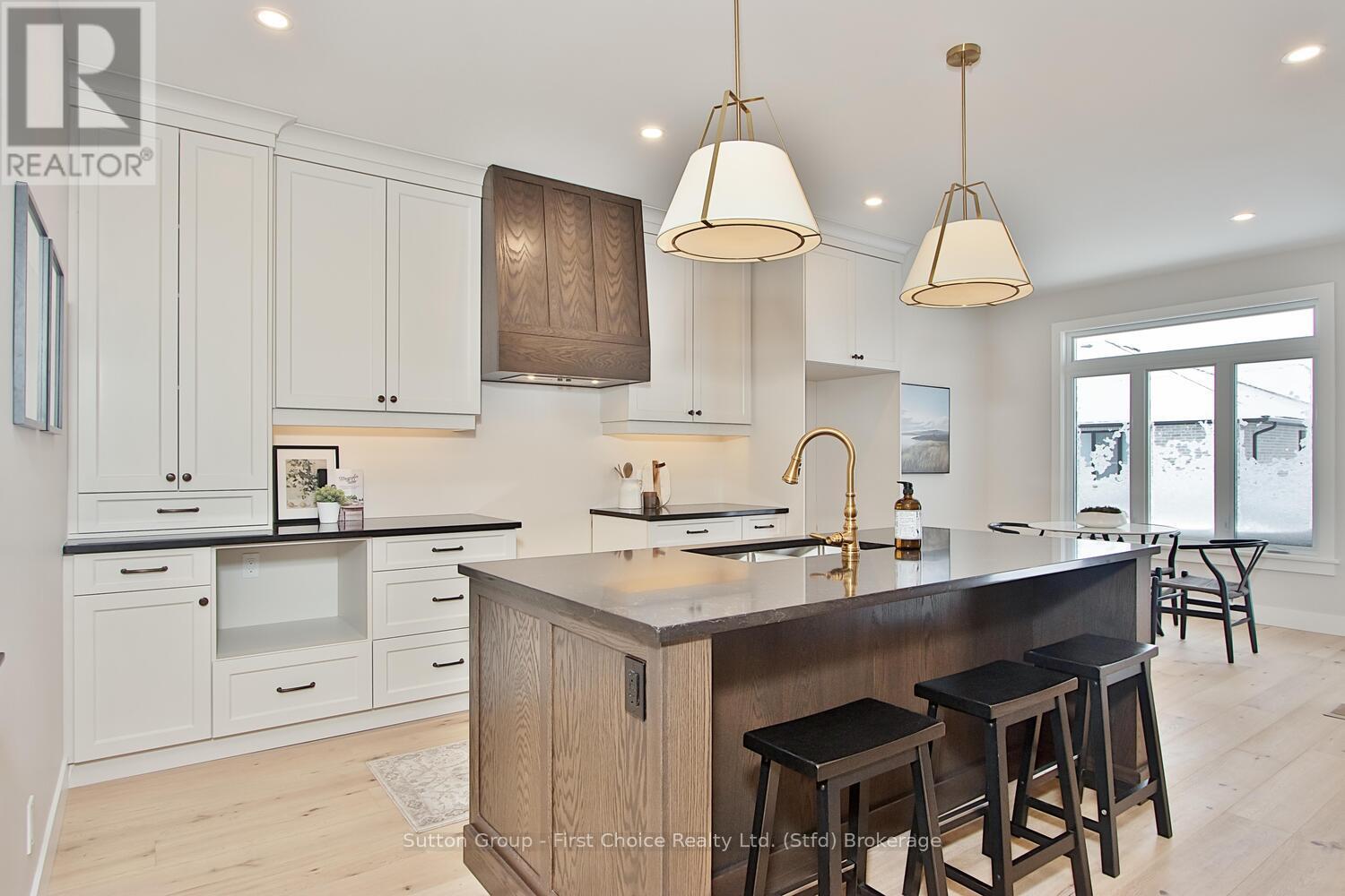 15 Kastner Street, Stratford, Ontario  N5A 0J7 - Photo 7 - X10780417
