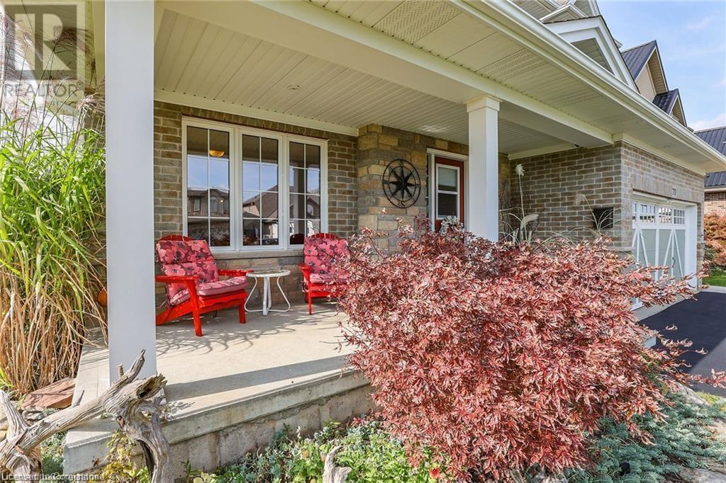 70 Oakdale Boulevard, Smithville, Ontario  L0R 2A0 - Photo 3 - 40687301