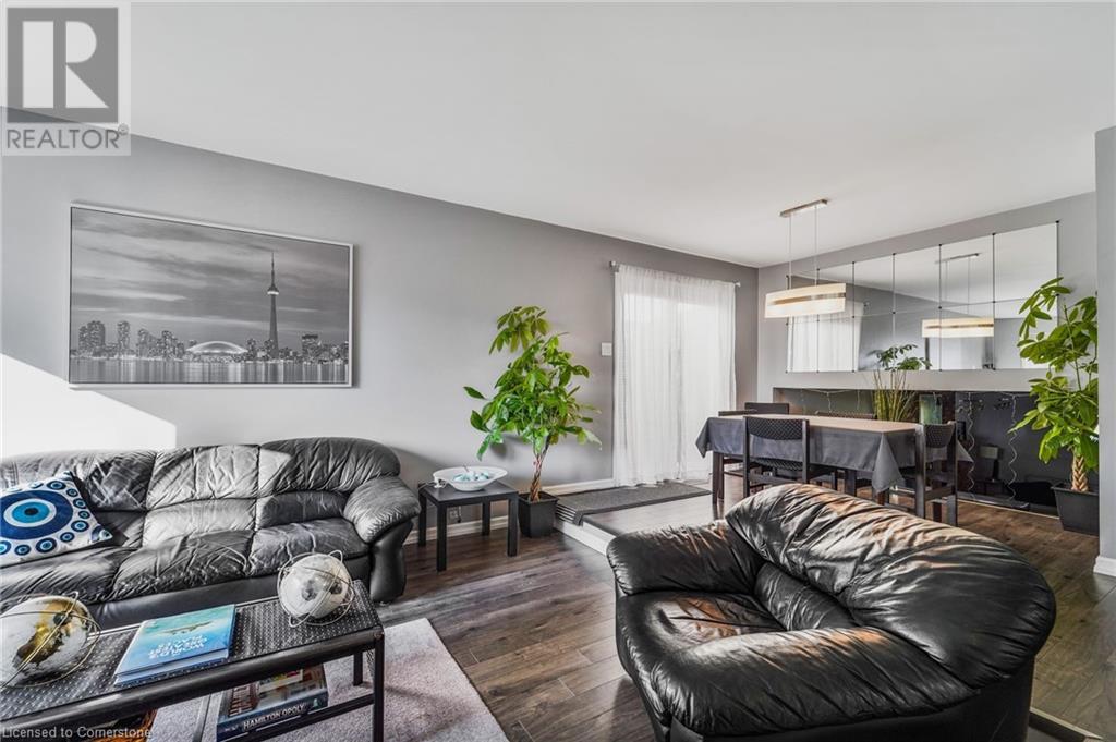 8 Muscot Drive, Hamilton, Ontario  L8J 1X2 - Photo 10 - 40687296