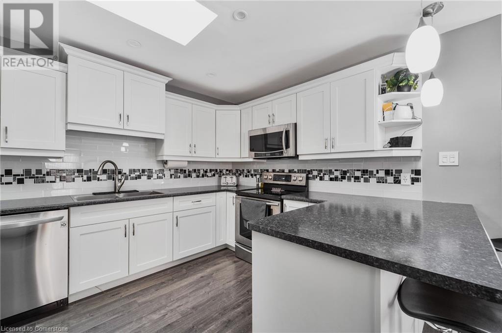 8 Muscot Drive, Hamilton, Ontario  L8J 1X2 - Photo 12 - 40687296