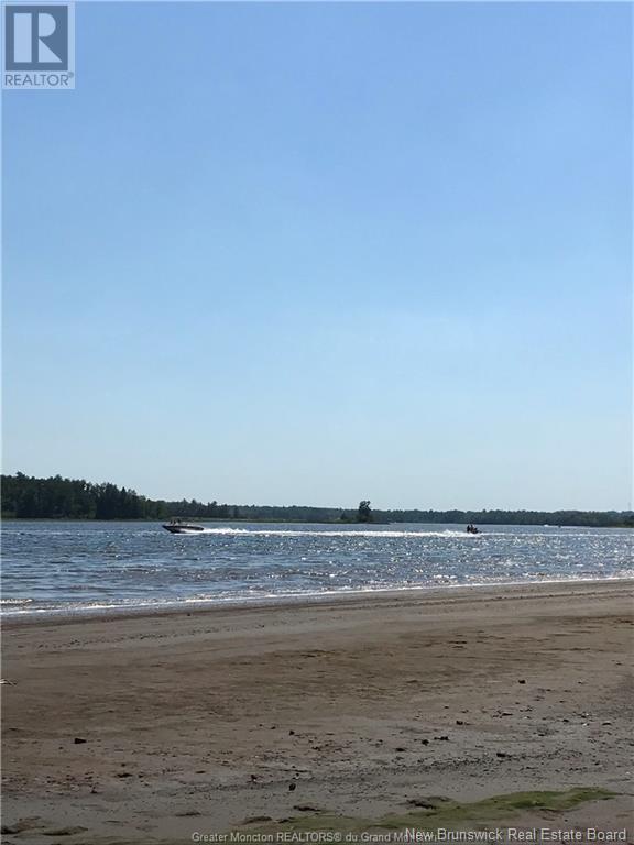 Waterfront Bass River Point, Bass River, New Brunswick  E4T 1A6 - Photo 19 - NB110654