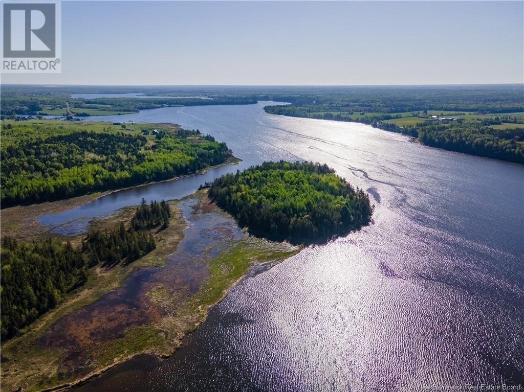 Waterfront Bass River Point, Bass River, New Brunswick  E4T 1A6 - Photo 26 - NB110654