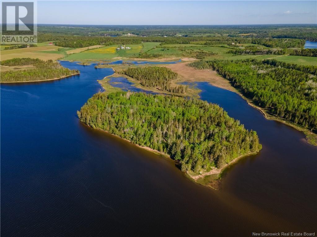Waterfront Bass River Point, Bass River, New Brunswick  E4T 1A6 - Photo 29 - NB110654