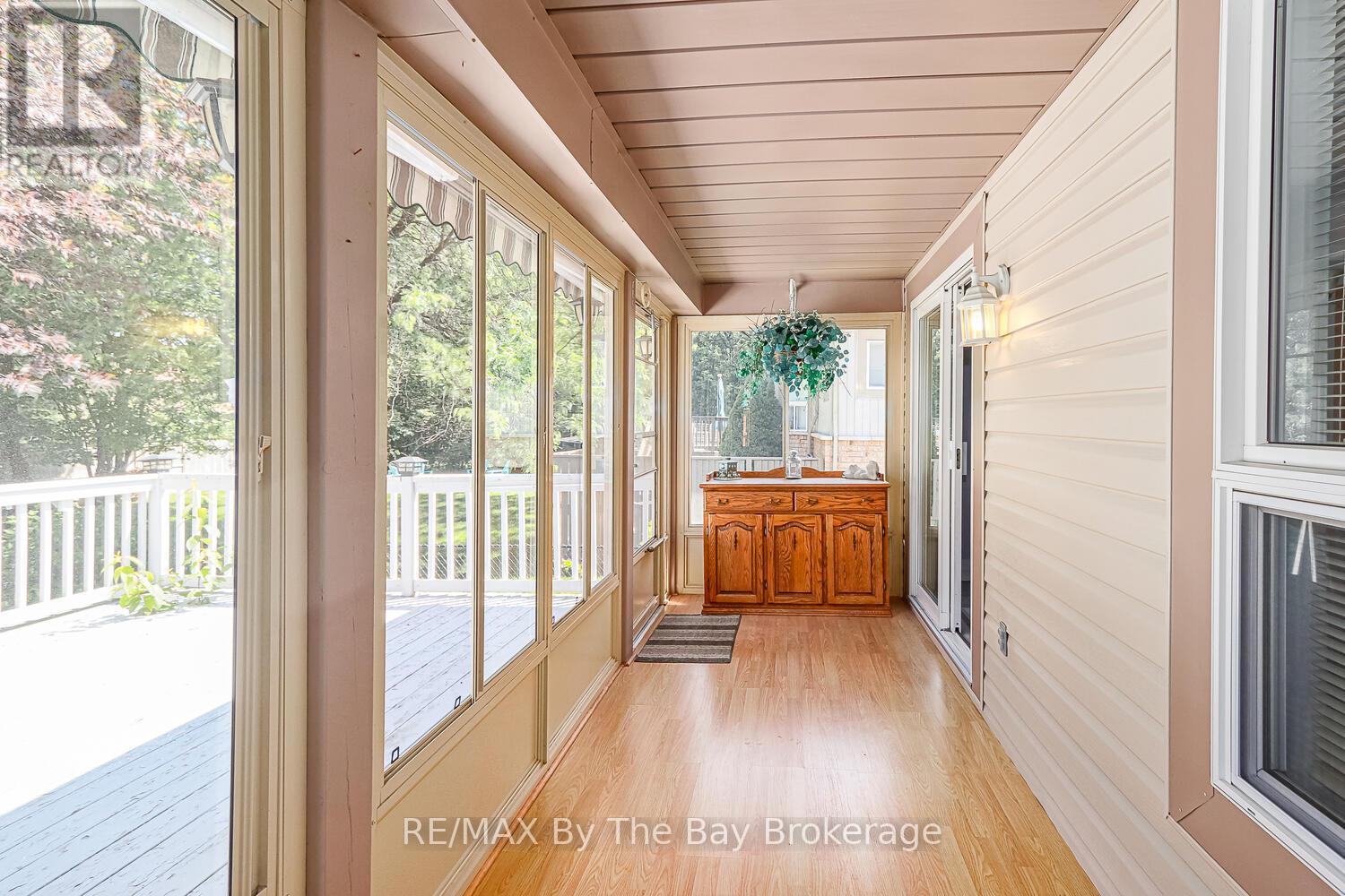 7 Trailwood Place, Wasaga Beach, Ontario  L9Z 1M6 - Photo 11 - S11905666