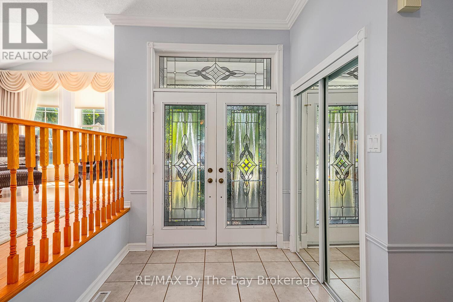 7 Trailwood Place, Wasaga Beach, Ontario  L9Z 1M6 - Photo 3 - S11905666