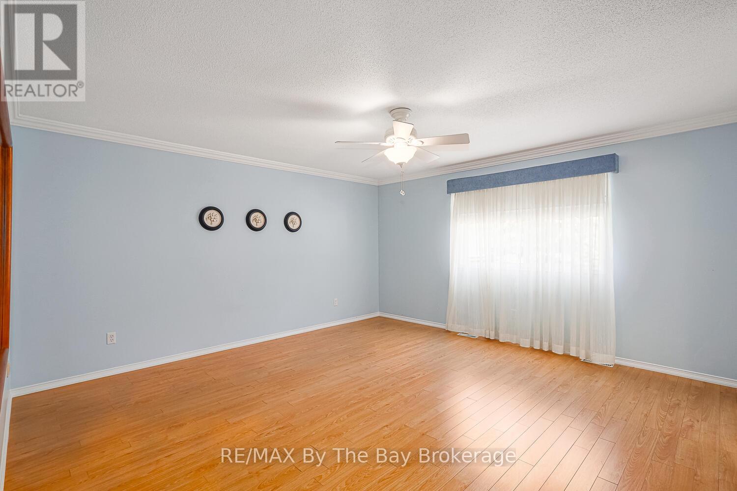 7 Trailwood Place, Wasaga Beach, Ontario  L9Z 1M6 - Photo 9 - S11905666