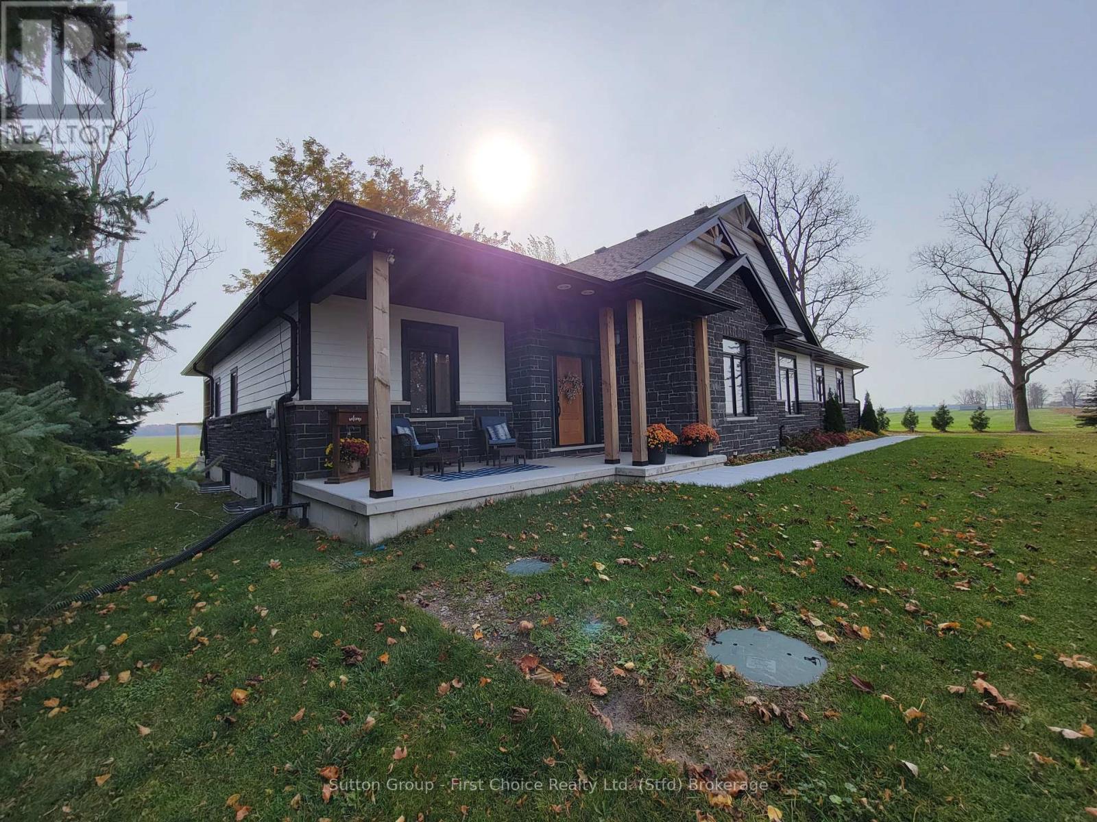4557 Perth Road 180, West Perth (Logan), Ontario  N0K 1E0 - Photo 4 - X11898532