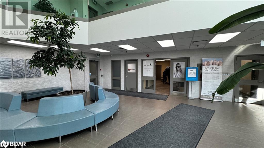 190 Cundles Road E Unit# 102, Barrie, Ontario  L4M 4S5 - Photo 2 - 40685782