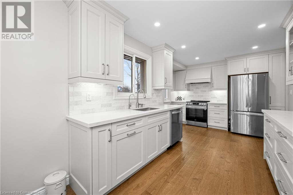2401 St Frances Drive, Burlington, Ontario  L7P 1V3 - Photo 11 - 40687148