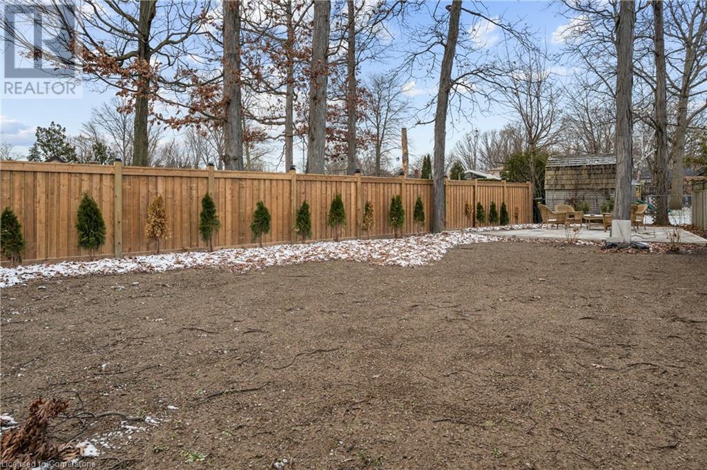 2401 St Frances Drive, Burlington, Ontario  L7P 1V3 - Photo 35 - 40687148
