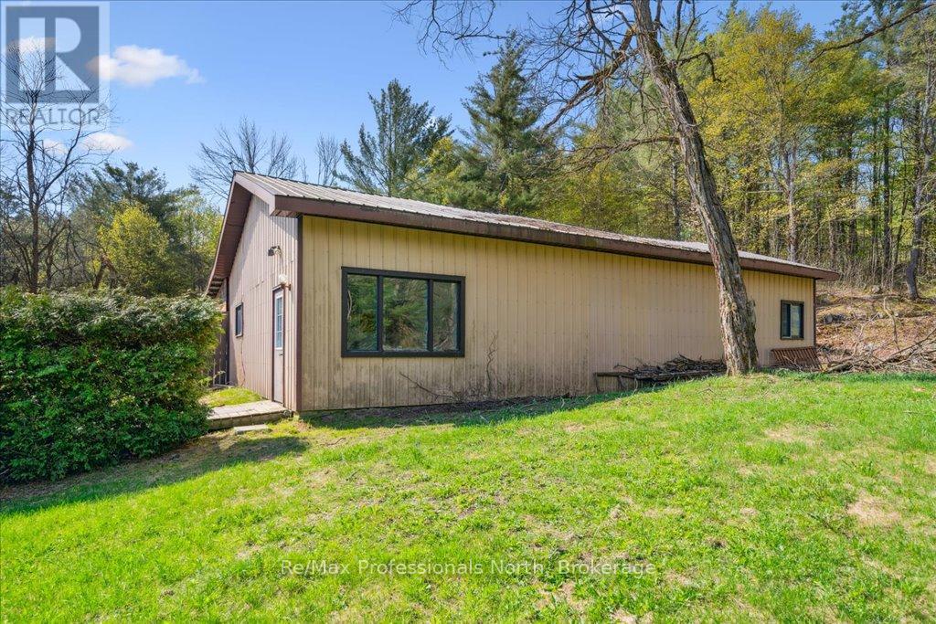 1090 Whites Road, Muskoka Lakes, Ontario  P0B 1J0 - Photo 4 - X11905167