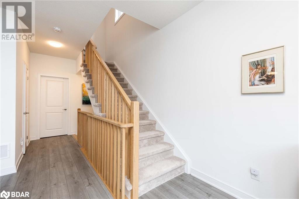 18 Red Maple Lane, Barrie, Ontario  L9J 0N4 - Photo 13 - 40687294