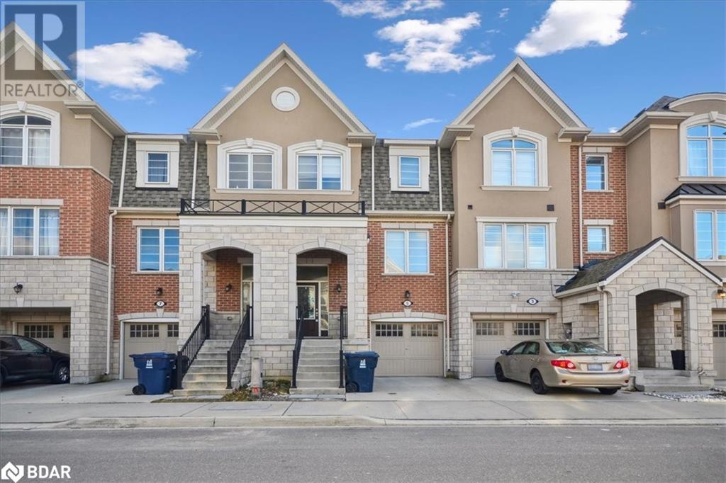 5 FUSILIER Drive, Toronto, Ontario