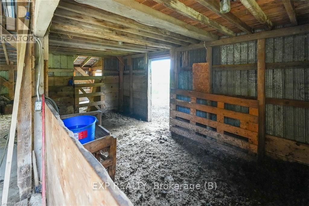 156639 Concession 7a, Chatsworth, Ontario  N0H 1G0 - Photo 35 - X10847916