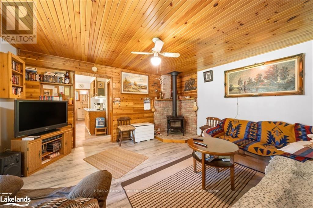 21 Moonwing Road, Magnetawan, Ontario  P0A 1A0 - Photo 35 - X10437795