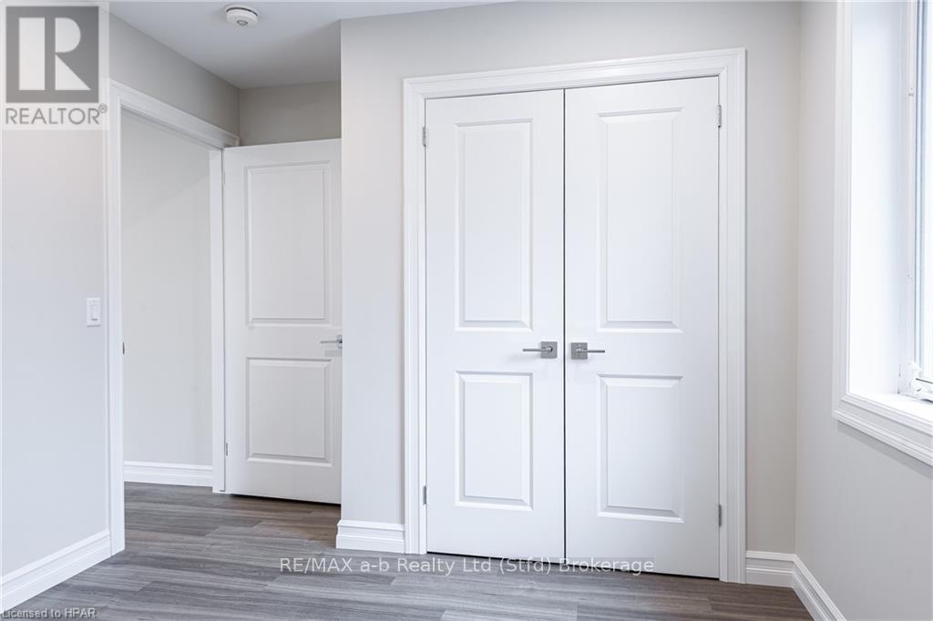 103 - 100 Gordon Street, Stratford, Ontario  N5A 7T8 - Photo 11 - X10779982