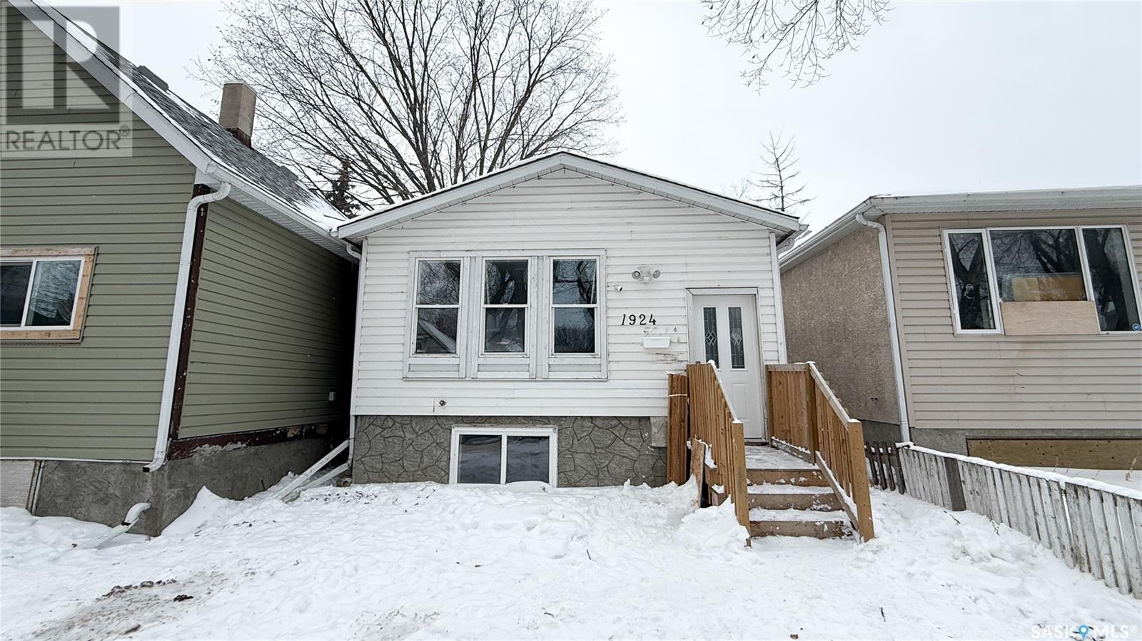 Property at A and B 1924 MONTREAL STREET image 1