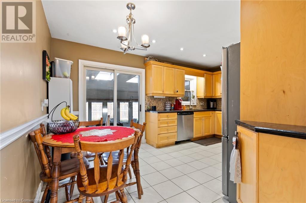 3 Broadmore Avenue, St. Catharines, Ontario  L2M 6A4 - Photo 10 - 40687344