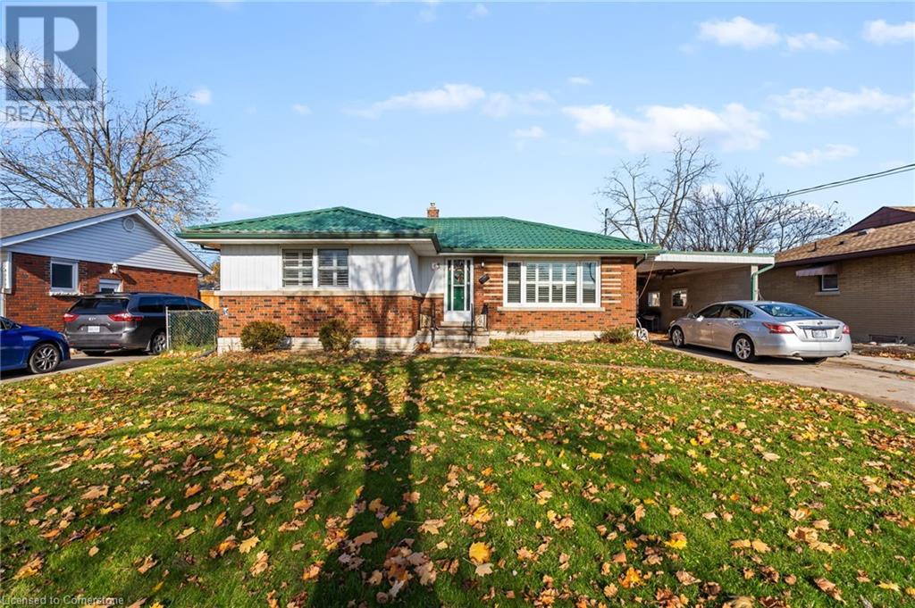 3 Broadmore Avenue, St. Catharines, Ontario  L2M 6A4 - Photo 2 - 40687344