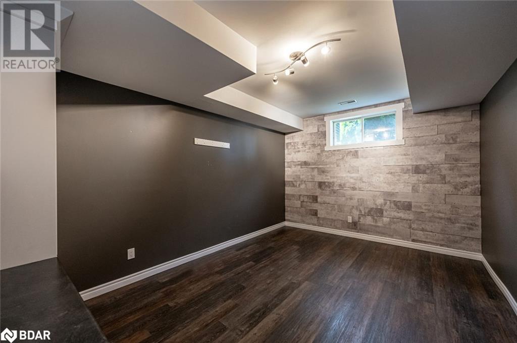 36 Glen Oak Court, Barrie, Ontario  L4M 6M4 - Photo 14 - 40687333