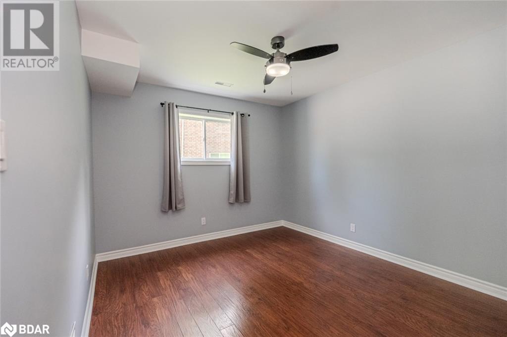 36 Glen Oak Court, Barrie, Ontario  L4M 6M4 - Photo 15 - 40687333