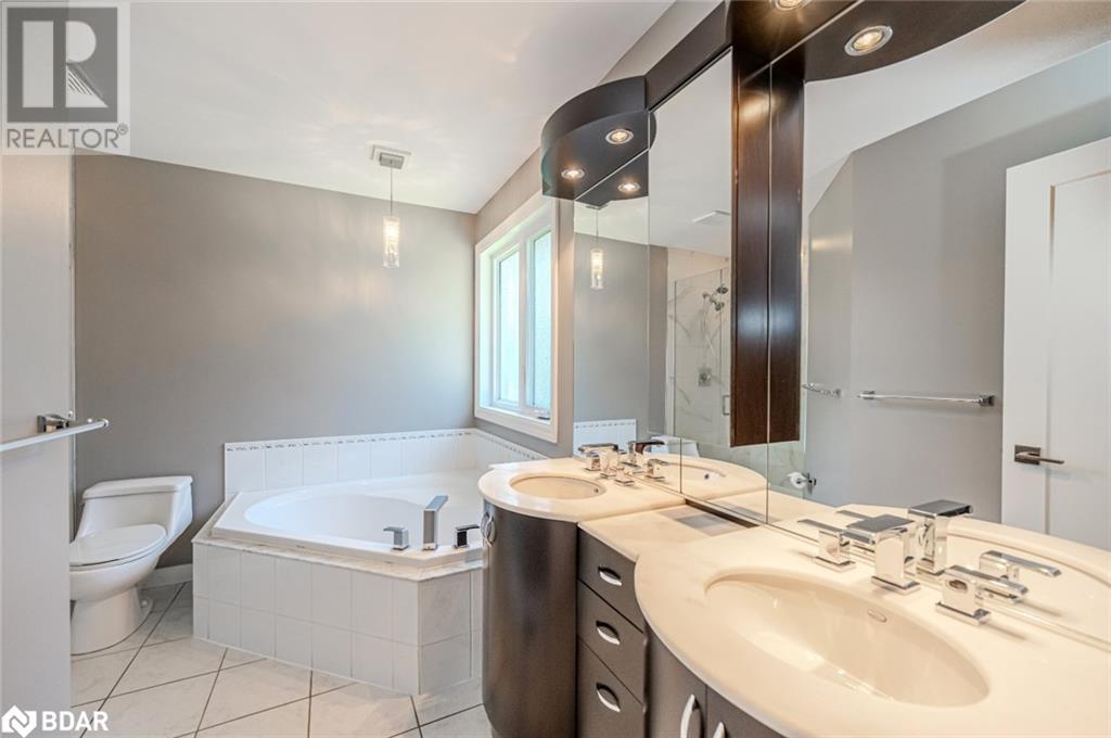 36 Glen Oak Court, Barrie, Ontario  L4M 6M4 - Photo 9 - 40687333