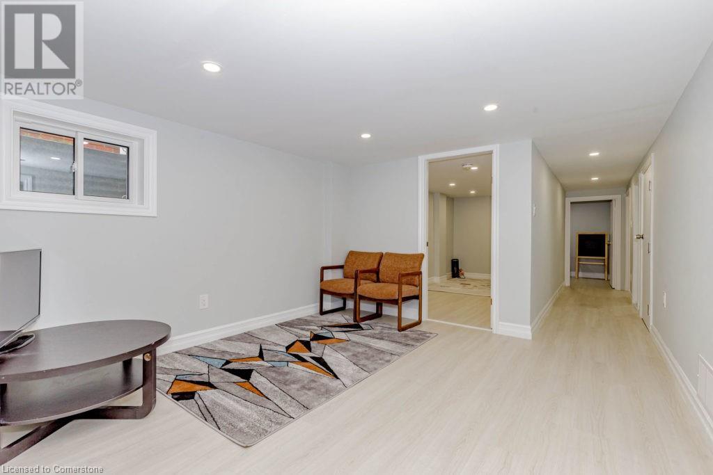 36 Dodson Street, Hamilton, Ontario  L9A 3K6 - Photo 4 - 40687309