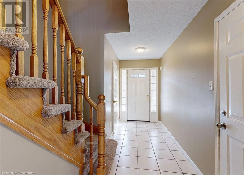 74 Magnolia Crescent, Grimsby, Ontario  L3M 5R4 - Photo 7 - 40687123