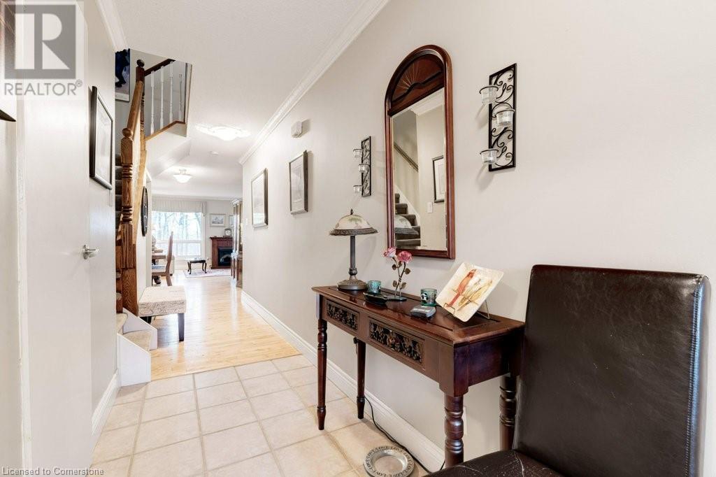 2301 Cavendish Drive Unit# 41, Burlington, Ontario  L7P 3M3 - Photo 4 - 40681925