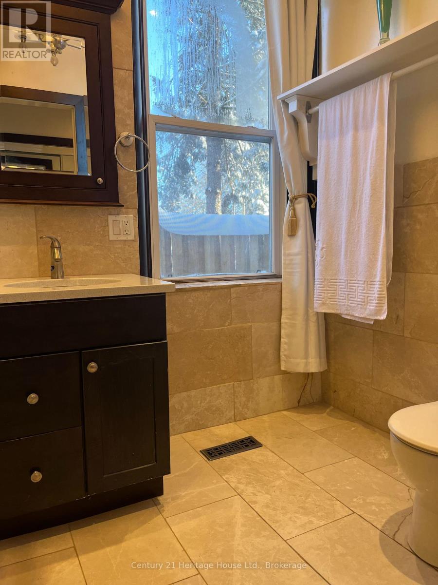 Property at 365 DURHAM STREET image 5