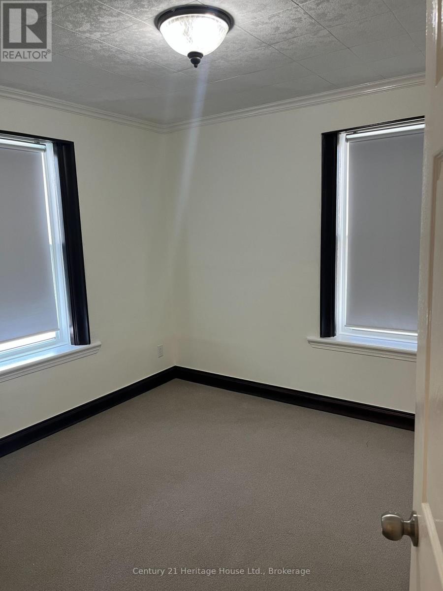 365 Durham Street, Wellington North, Ontario  N0G 2L1 - Photo 7 - X11905749