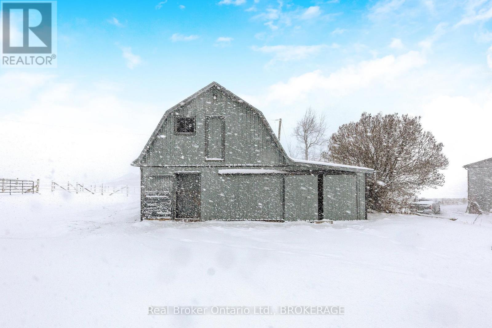 9408 17th Side Road, Erin, Ontario  N0B 1Z0 - Photo 3 - X11905759