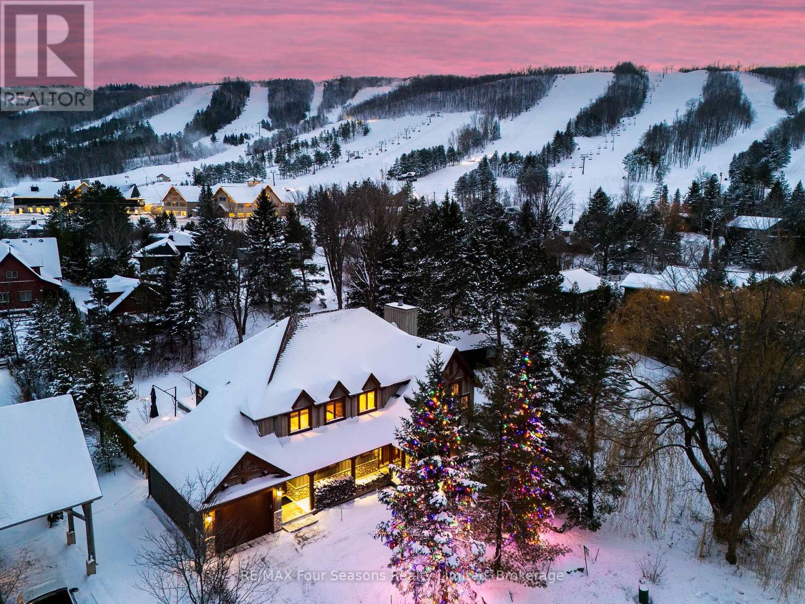 140 Alexandra Way, Blue Mountains (Blue Mountain Resort Area), Ontario  L9Y 0S3 - Photo 32 - X11905812