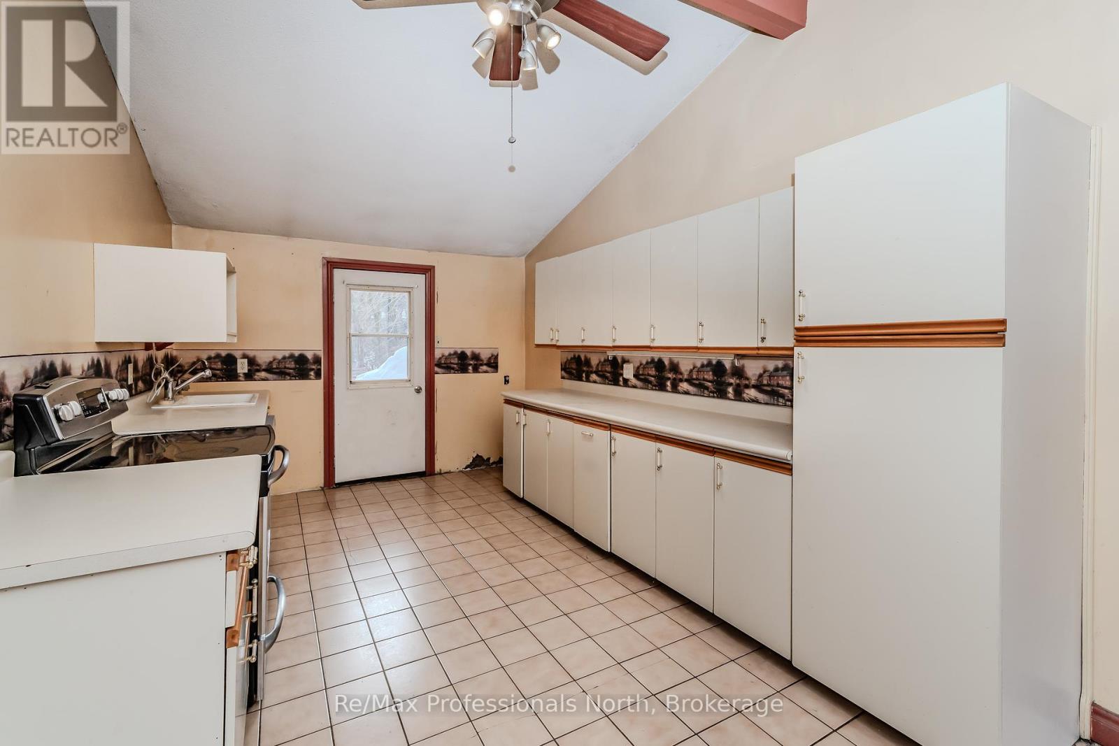 1090 Whites Road, Muskoka Lakes, Ontario  P0B 1J0 - Photo 22 - X11905167