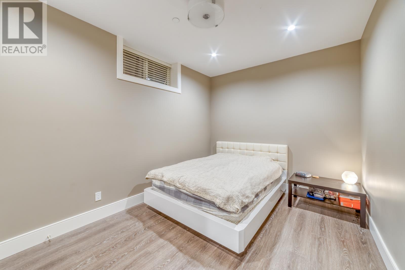 Listing Picture 25 of 35 : 3288 W 23RD AVENUE, Vancouver / 溫哥華 - 魯藝地產 Yvonne Lu Group - MLS Medallion Club Member