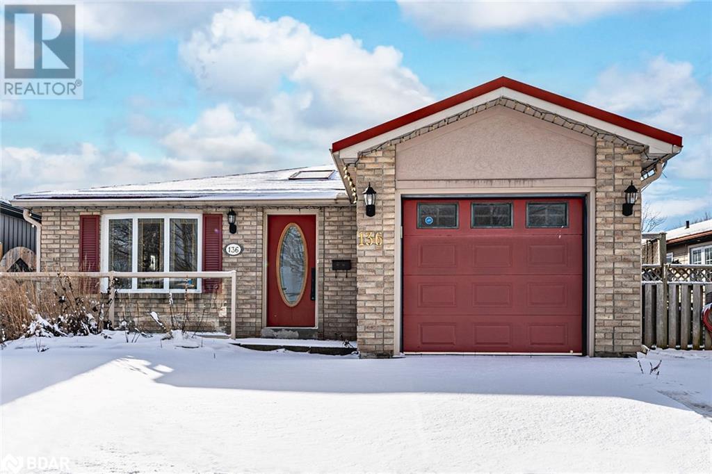 136 LILLIAN Crescent, Barrie, Ontario