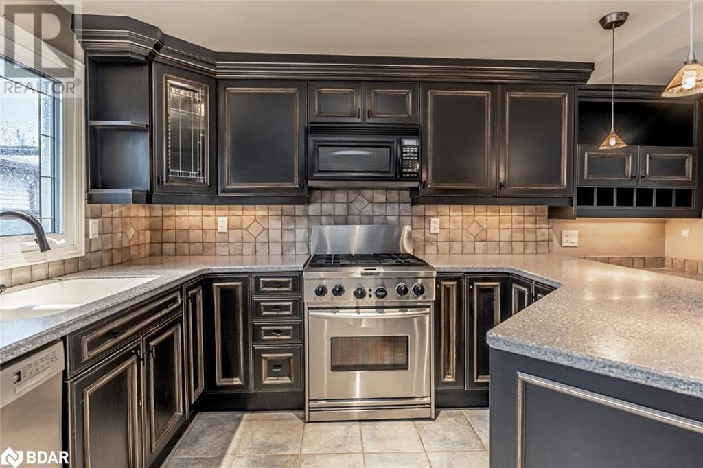 136 Lillian Crescent, Barrie, Ontario  L4N 5X5 - Photo 5 - 40687150