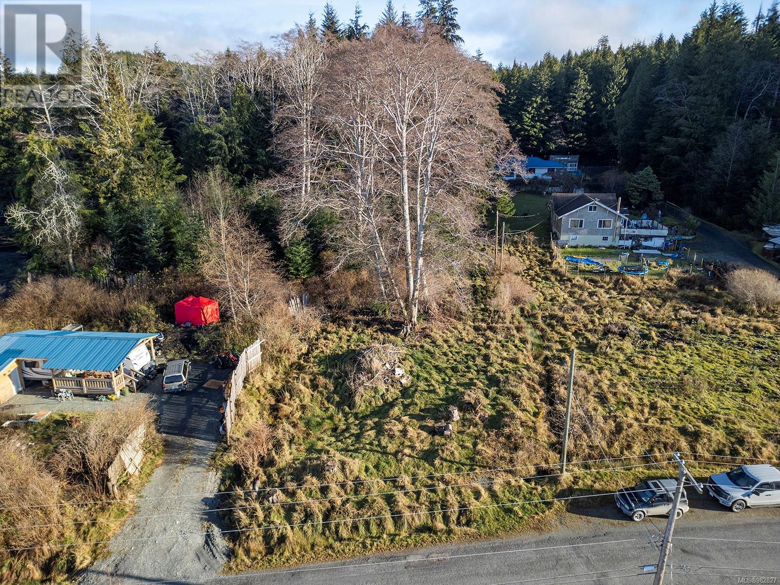 665 1st St, Sointula, British Columbia  V0N 3E0 - Photo 17 - 982827