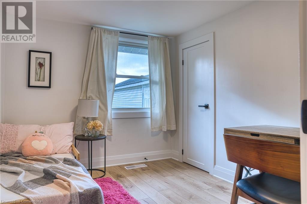 247 Huron Street W, Exeter, Ontario  N0M 1S2 - Photo 13 - 40686588