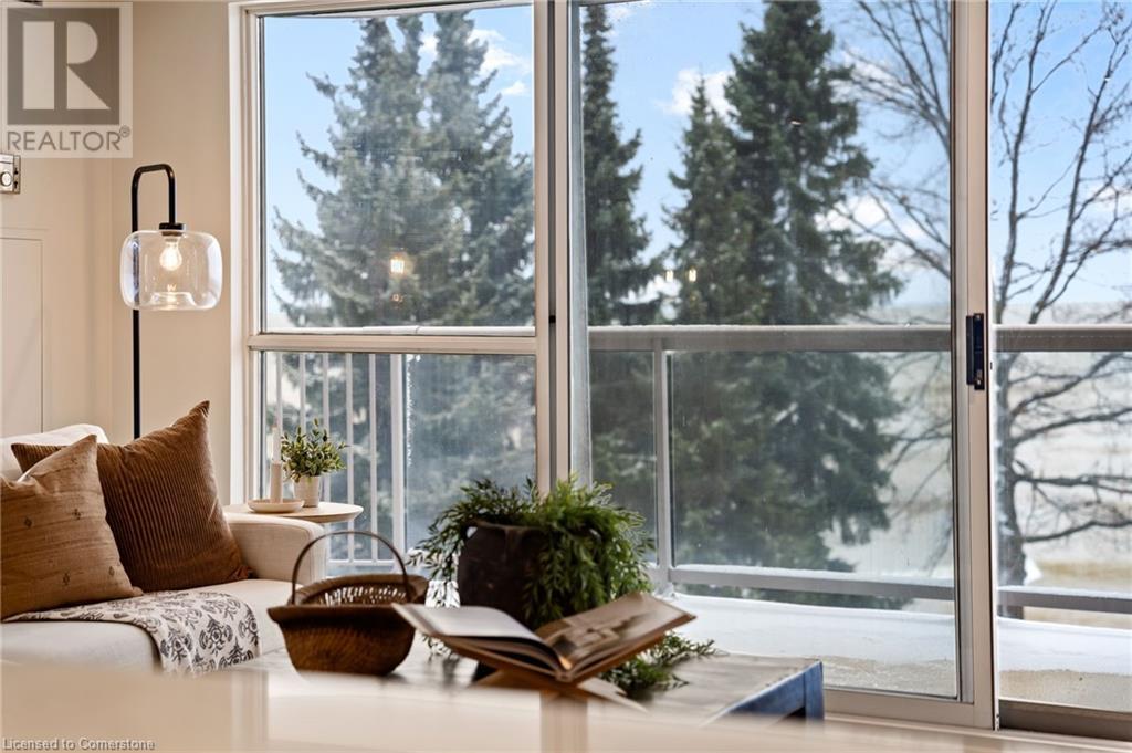 2210 Lakeshore Road Unit# 202, Burlington, Ontario  L7R 4J9 - Photo 20 - 40686269