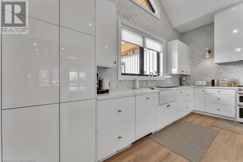 900 Empire Road, Port Colborne, Ontario  L0S 1R0 - Photo 5 - 40687102