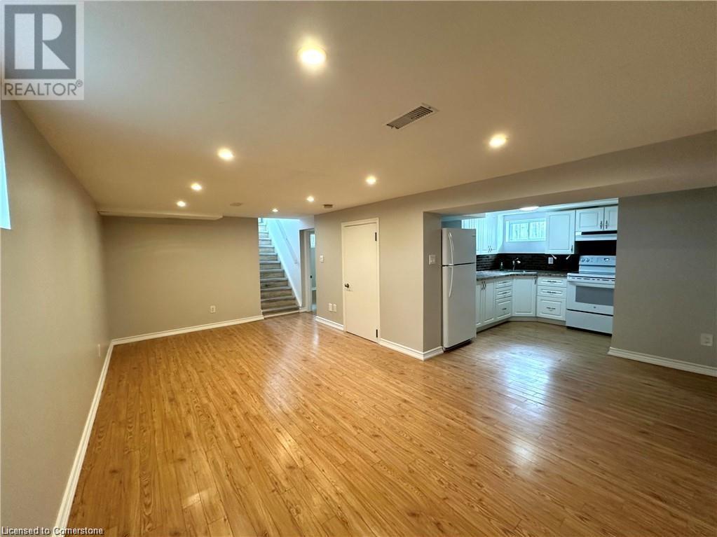 271 West 2nd Street Unit# Lower, Hamilton, Ontario  L9C 3G6 - Photo 11 - 40678405