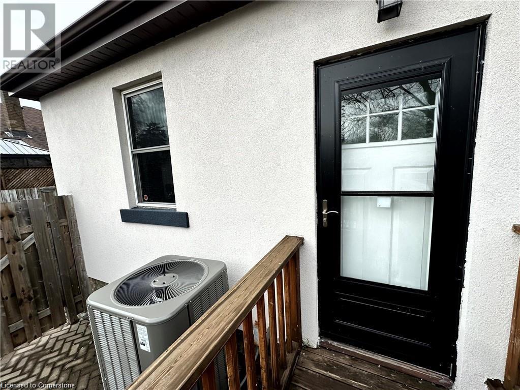 271 West 2nd Street Unit# Lower, Hamilton, Ontario  L9C 3G6 - Photo 15 - 40678405