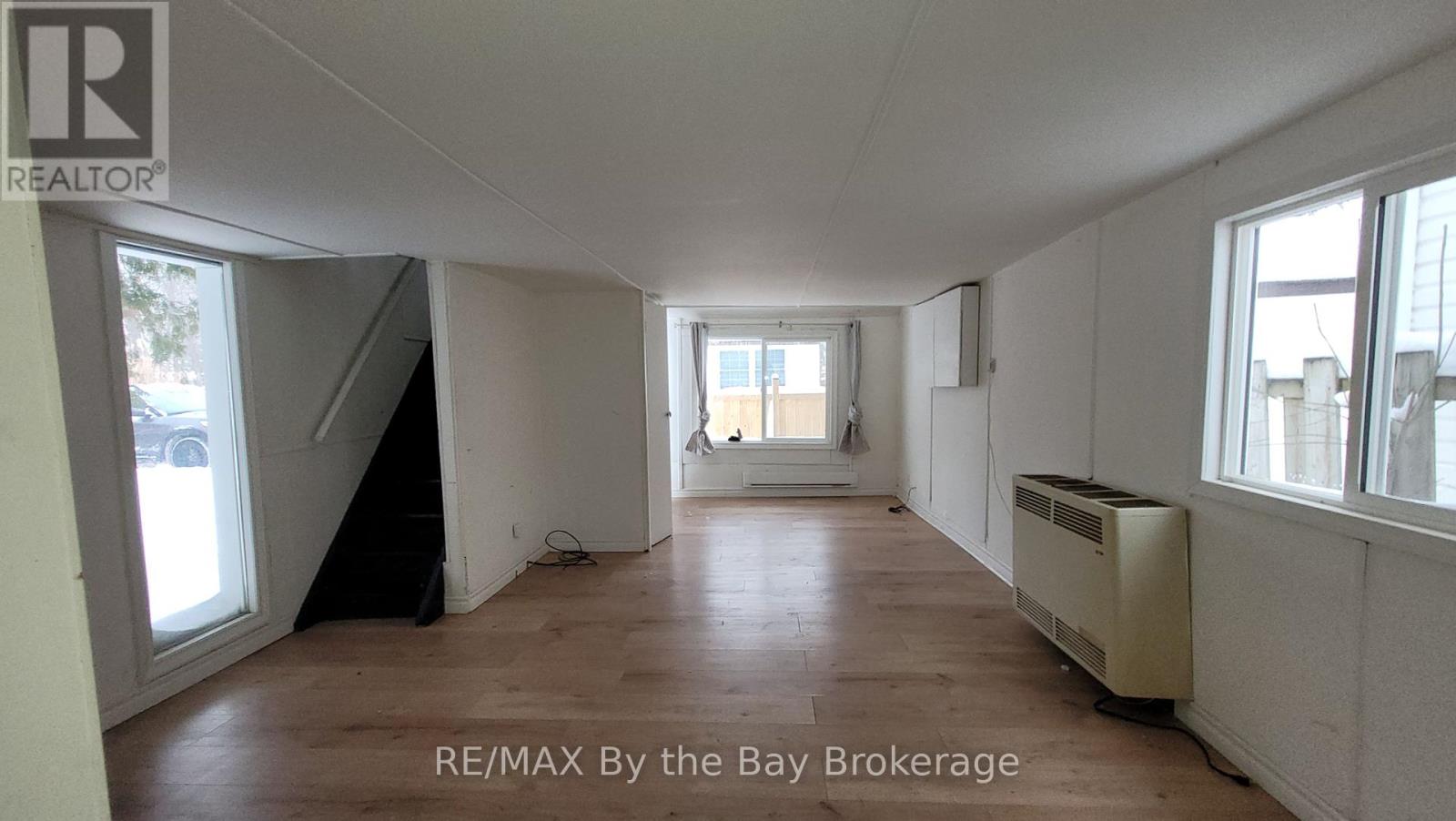 19 Glen Street, Wasaga Beach, Ontario  L9Z 2K5 - Photo 22 - S11905938