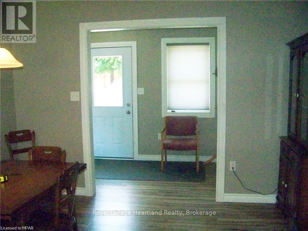 103 Victoria Street E, North Huron (Wingham), Ontario  N0G 2W0 - Photo 5 - X10780277