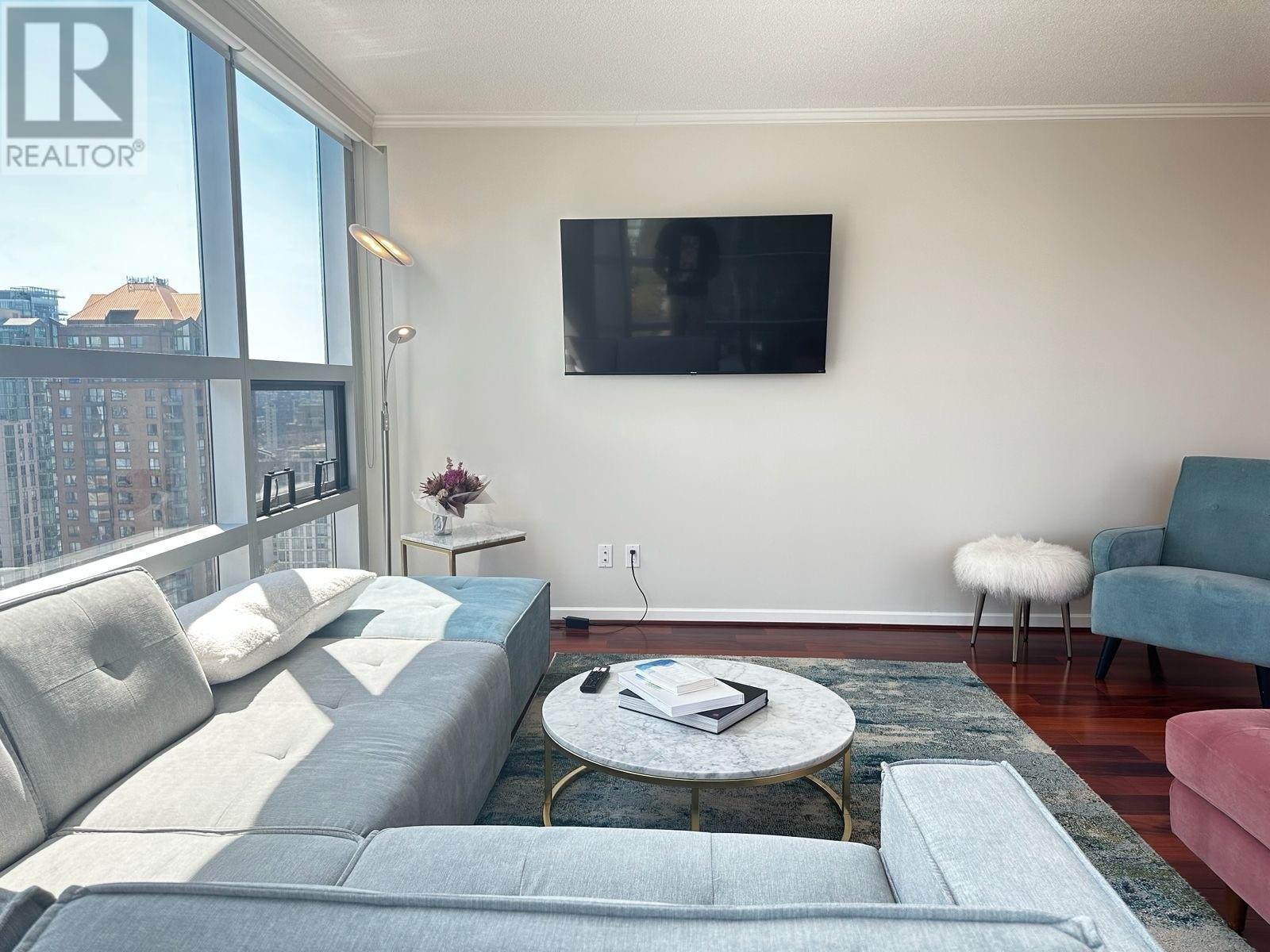 Listing Picture 19 of 35 : 2206 1050 BURRARD STREET, Vancouver / 溫哥華 - 魯藝地產 Yvonne Lu Group - MLS Medallion Club Member