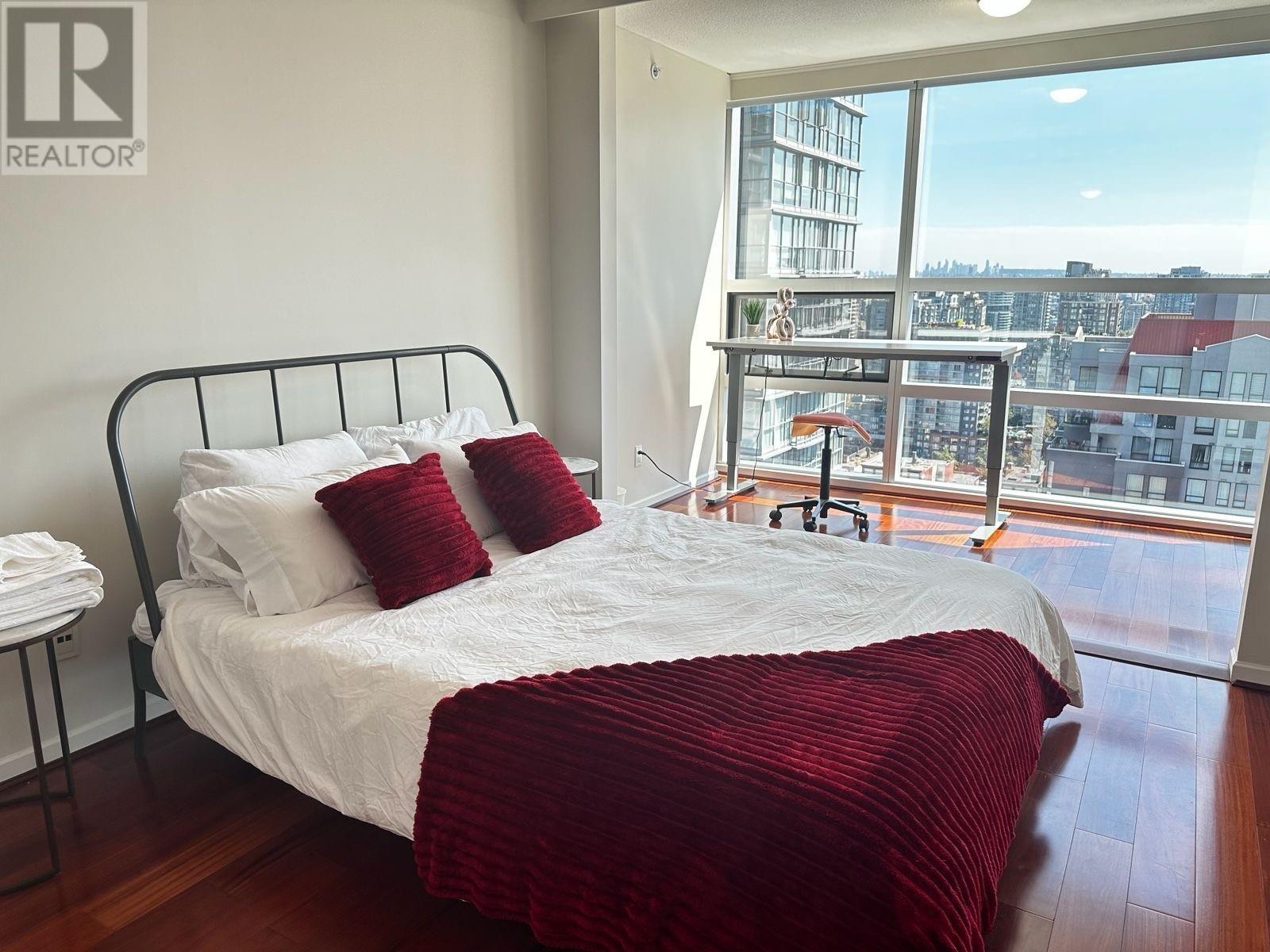 Listing Picture 28 of 35 : 2206 1050 BURRARD STREET, Vancouver / 溫哥華 - 魯藝地產 Yvonne Lu Group - MLS Medallion Club Member